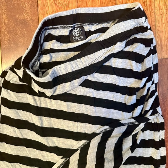 Bobeau | Black and grey stripe skirt with side pleats size M - Picture 3 of 4
